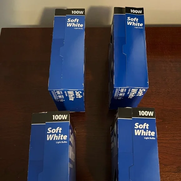 Light Bulbs Soft White 100 Watt Light Bulbs - 1 Pack of 4 Bulbs incandescent - Picture 5 of 7